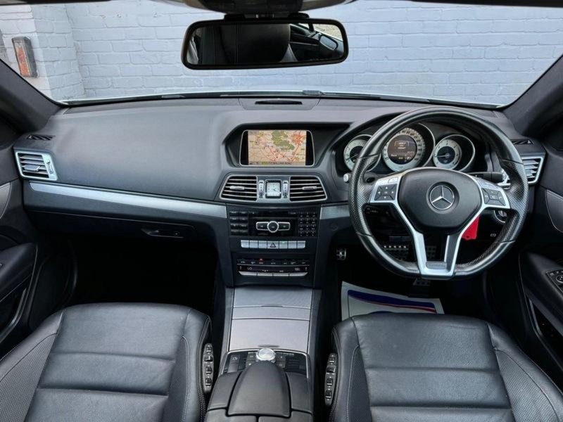 MERCEDES-BENZ E CLASS
