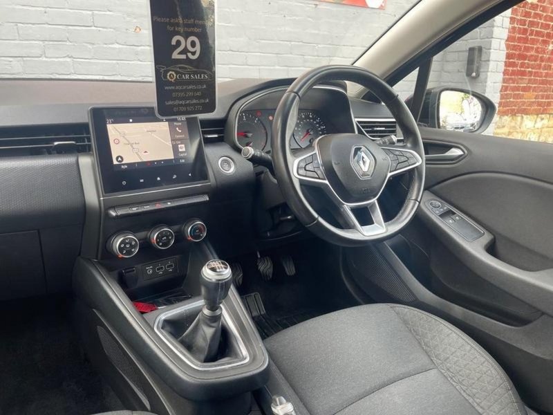 RENAULT CLIO