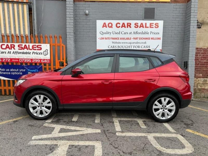 SEAT ARONA