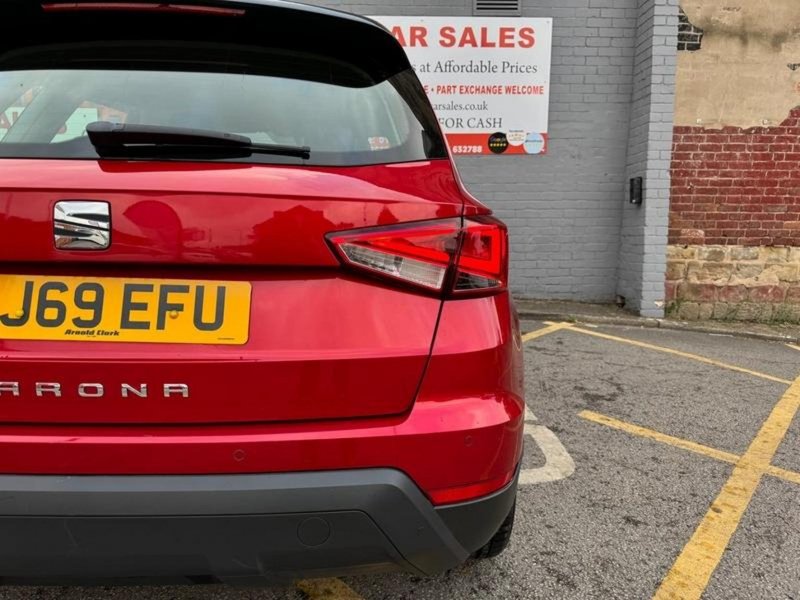SEAT ARONA