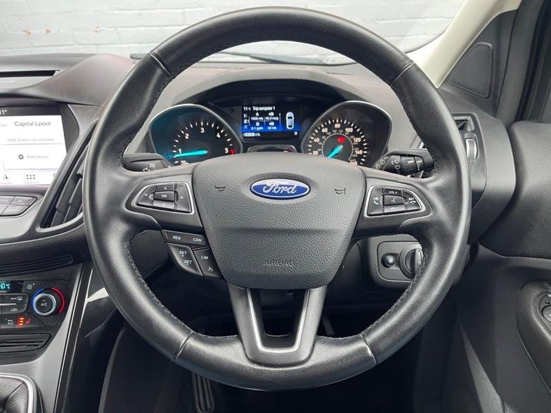 FORD KUGA