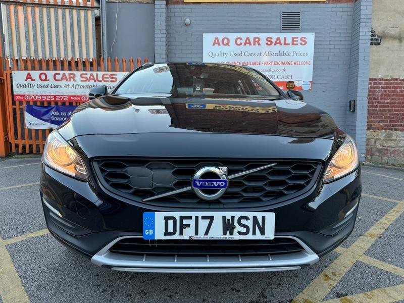 VOLVO V60 CROSS COUNTRY
