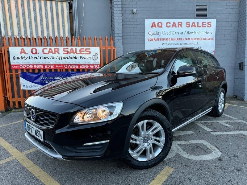 VOLVO V60 CROSS COUNTRY