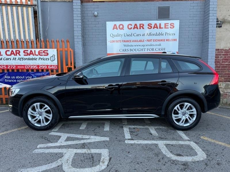 VOLVO V60 CROSS COUNTRY