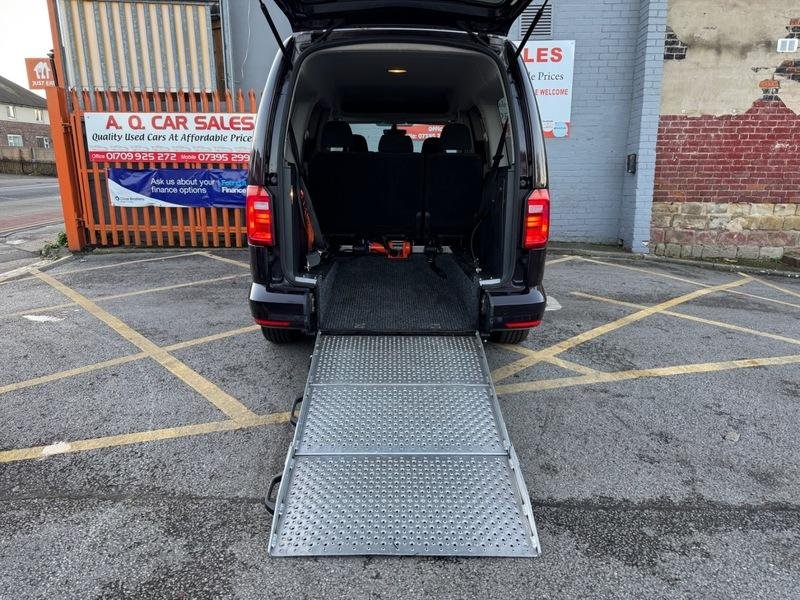 VOLKSWAGEN CADDY MAXI LIFE