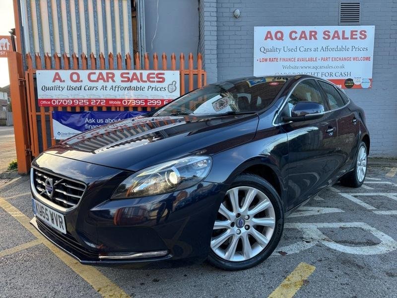 VOLVO V40