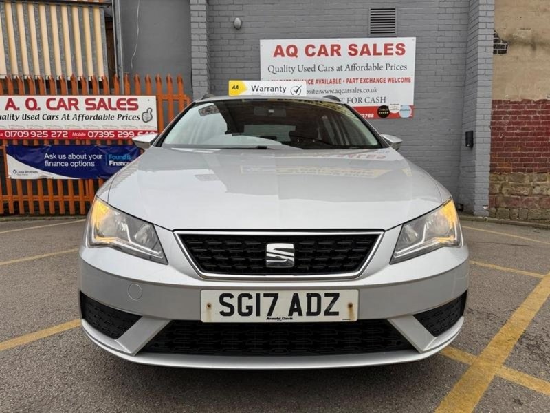 SEAT LEON