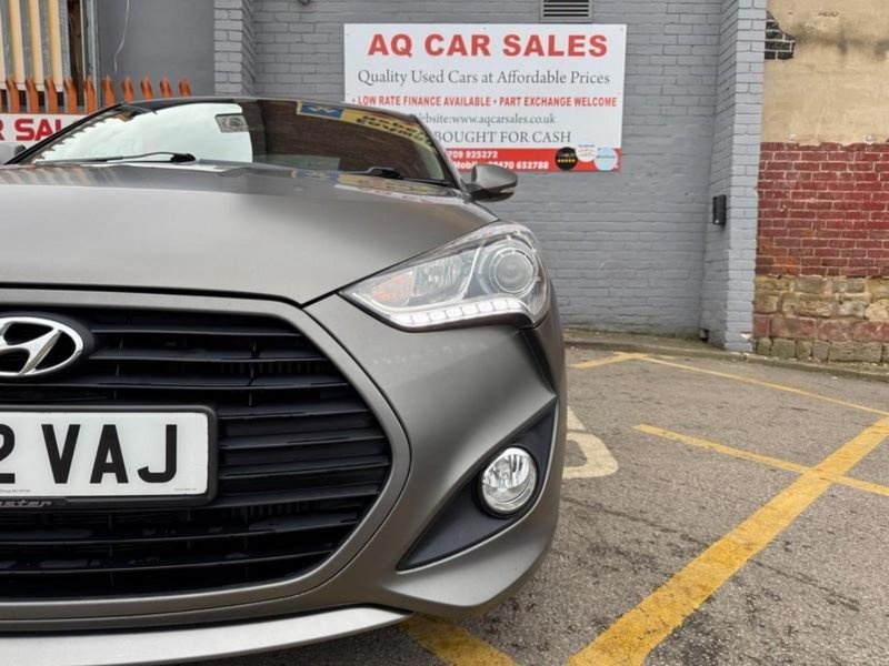 HYUNDAI VELOSTER