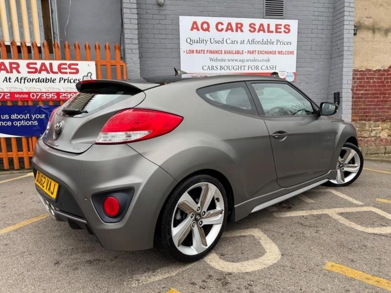 HYUNDAI VELOSTER