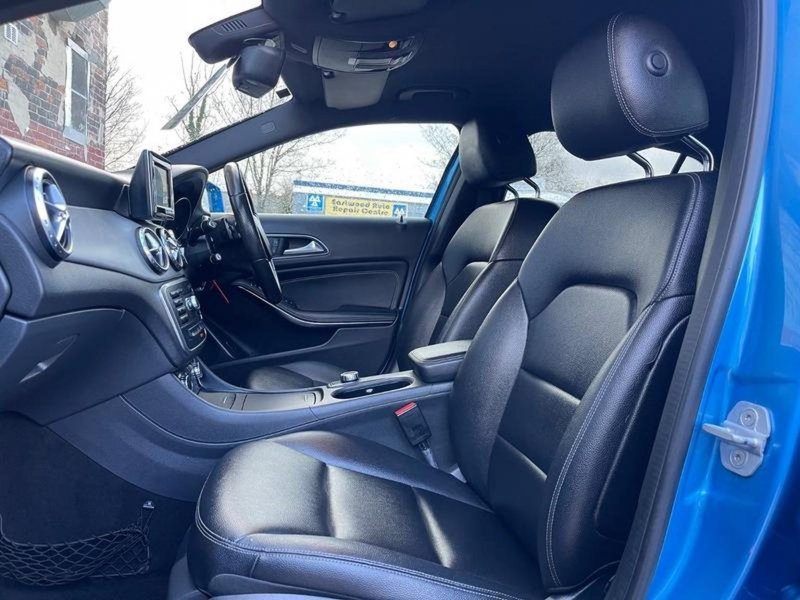 MERCEDES-BENZ GLA CLASS