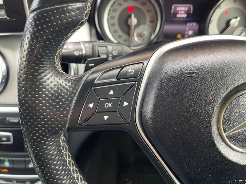 MERCEDES-BENZ GLA CLASS