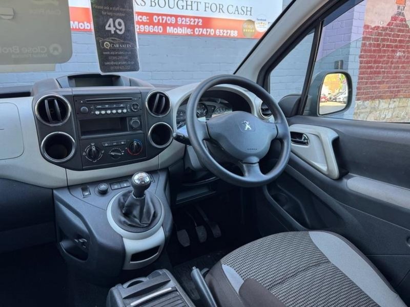 PEUGEOT PARTNER