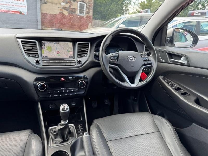HYUNDAI TUCSON