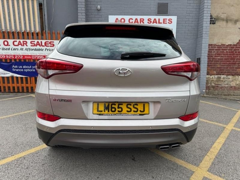 HYUNDAI TUCSON